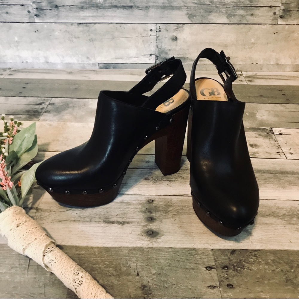 Gianni Bini Heels: Black